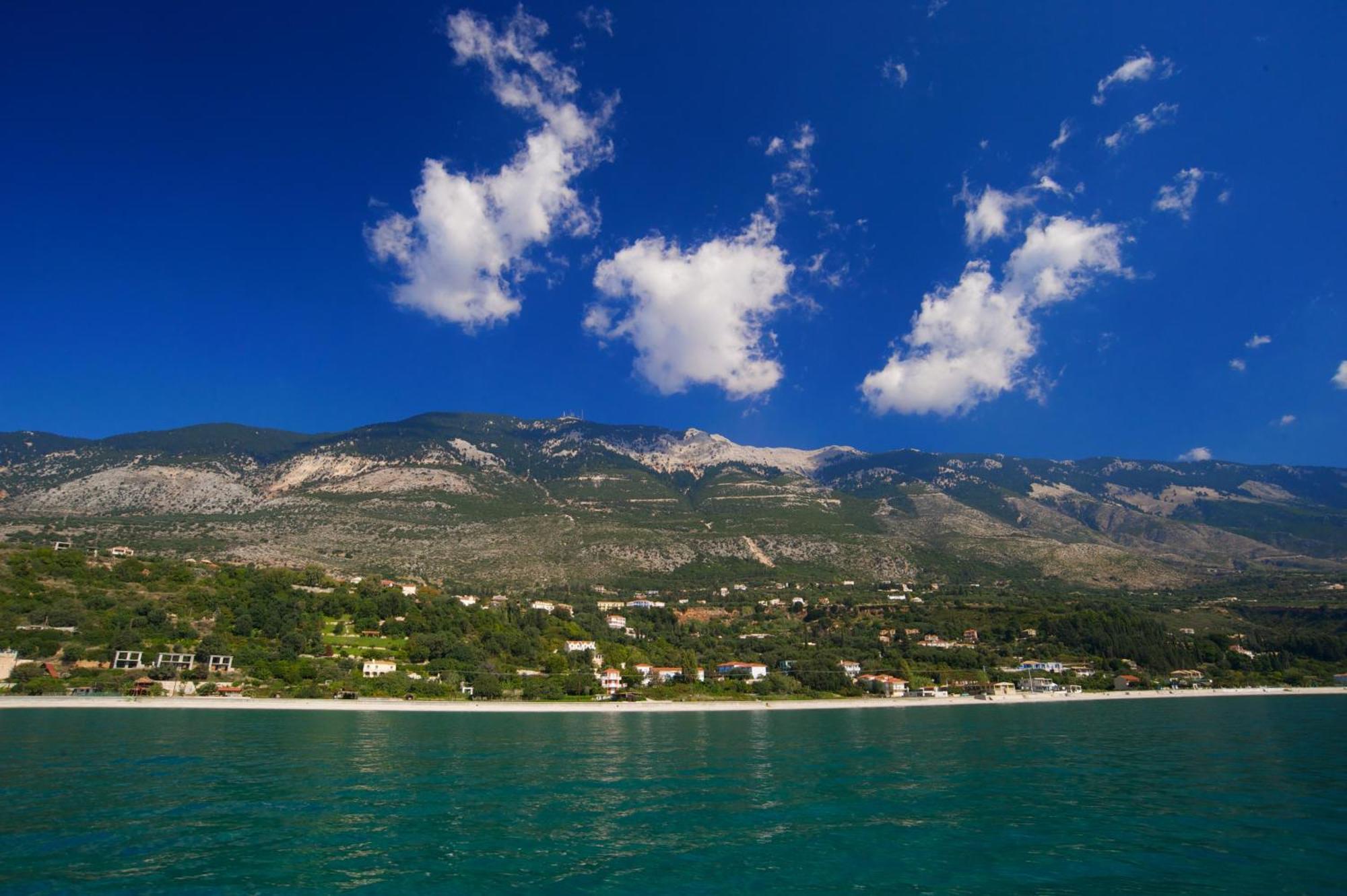 Eleftheria Apartments Vlachata Esterno foto
