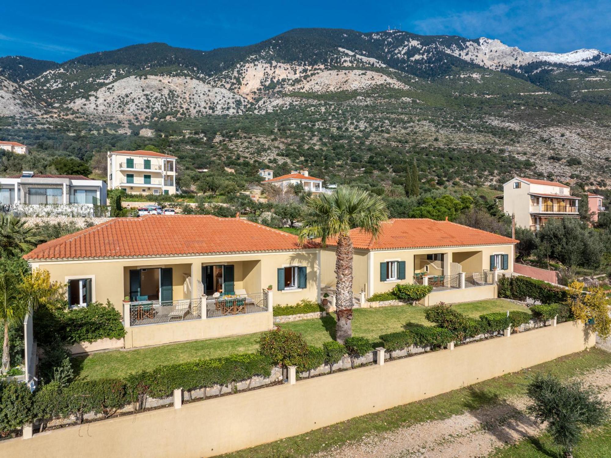 Eleftheria Apartments Vlachata Esterno foto